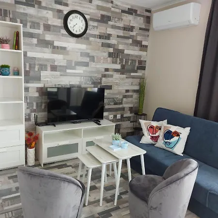 Апартамент 9 Varna